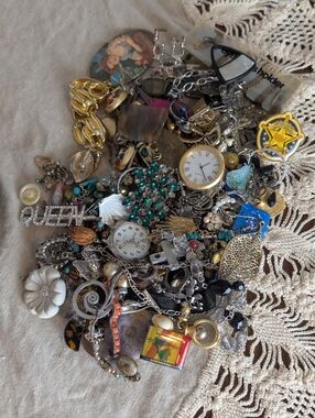 Vintage Jewelry Craft Lot | Assemblage, Junk Journal & Upcycle Crafters Dream